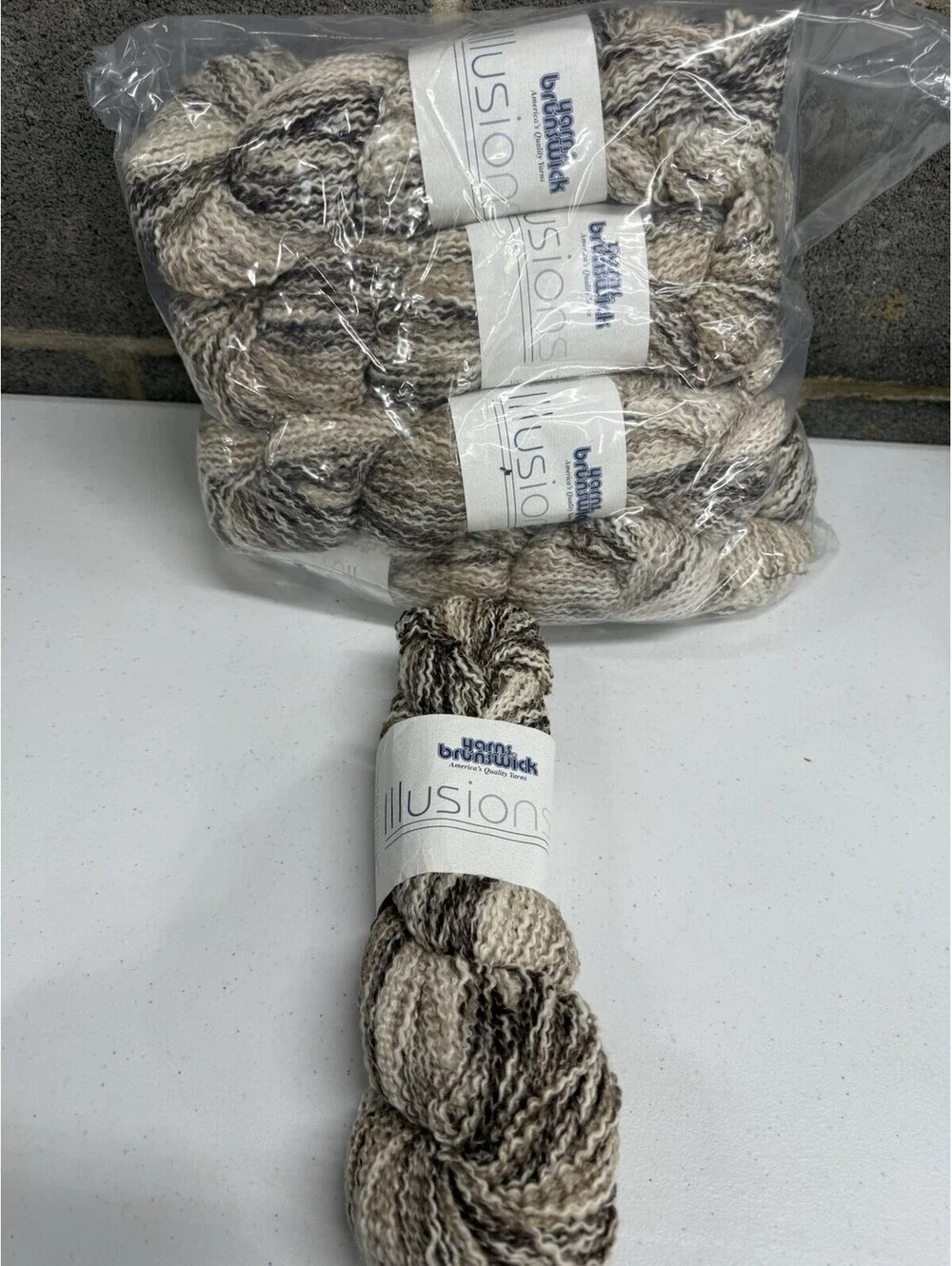 Yarns Brunswick ‘illusions’ Acrylic/Cotton Yarn Shade Earth 10 Skein Lot